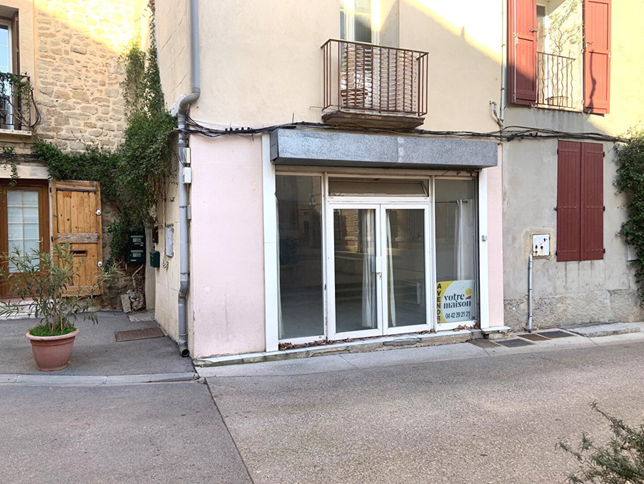 Vente Local Trets  152 000 €