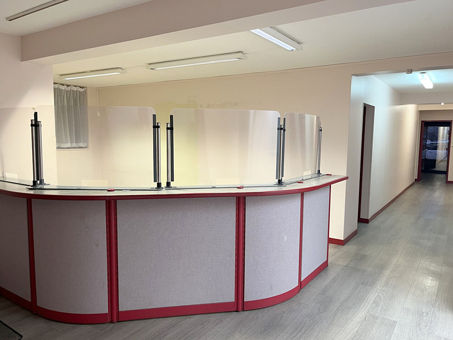 Vente Local Châtellerault  127 200 €