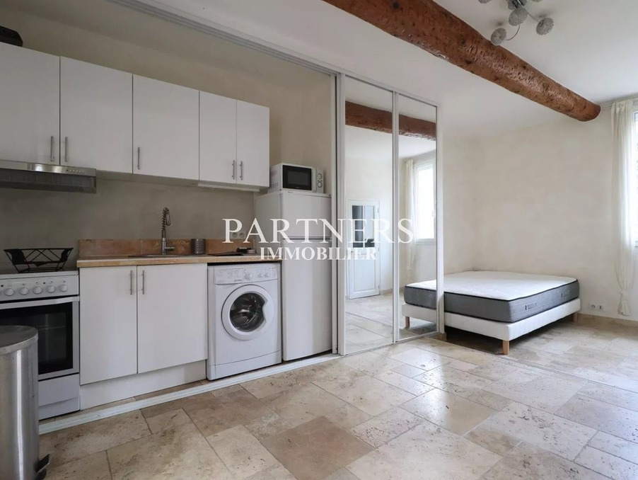 Location Appartement Aix-en-Provence  700 €