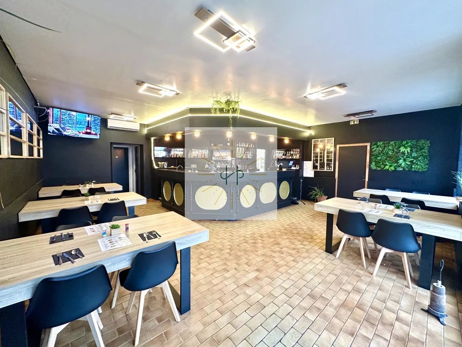 Vente Autre Montélimar  217 000 €