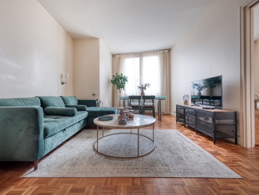 Vente de Appartement Paris  620 000 €