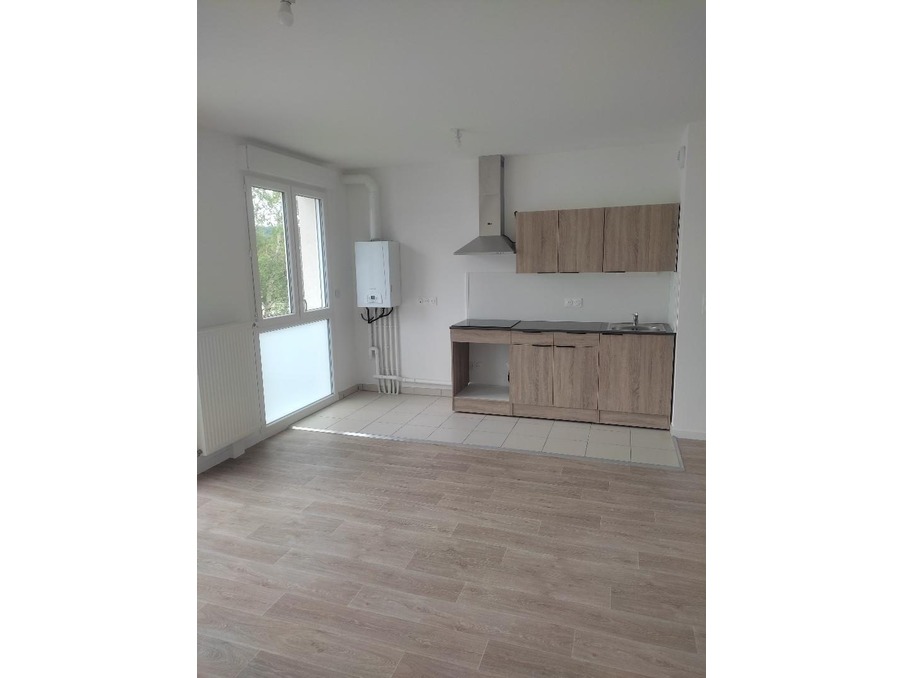 Location Appartement Villeneuve-Saint-Germain  665 €