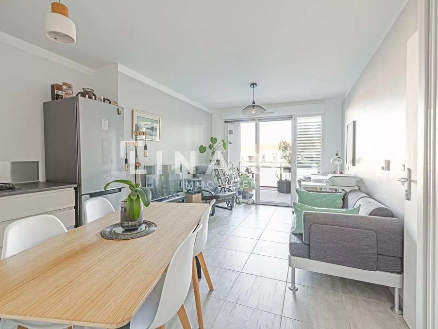 Vente Appartement Marseille 8e Arrondissement  249 000 €