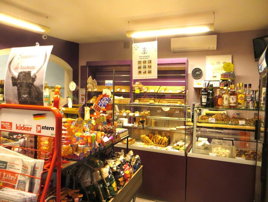 Vente Local AUBAIS  190 000 €
