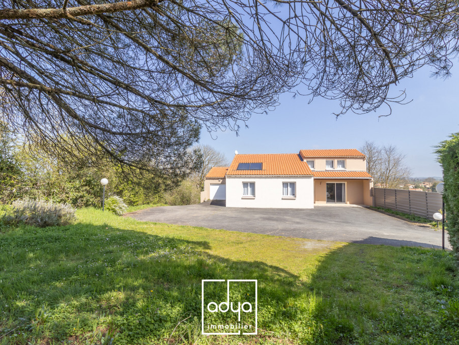 Vente Maison POUZAUGES  267 750 €