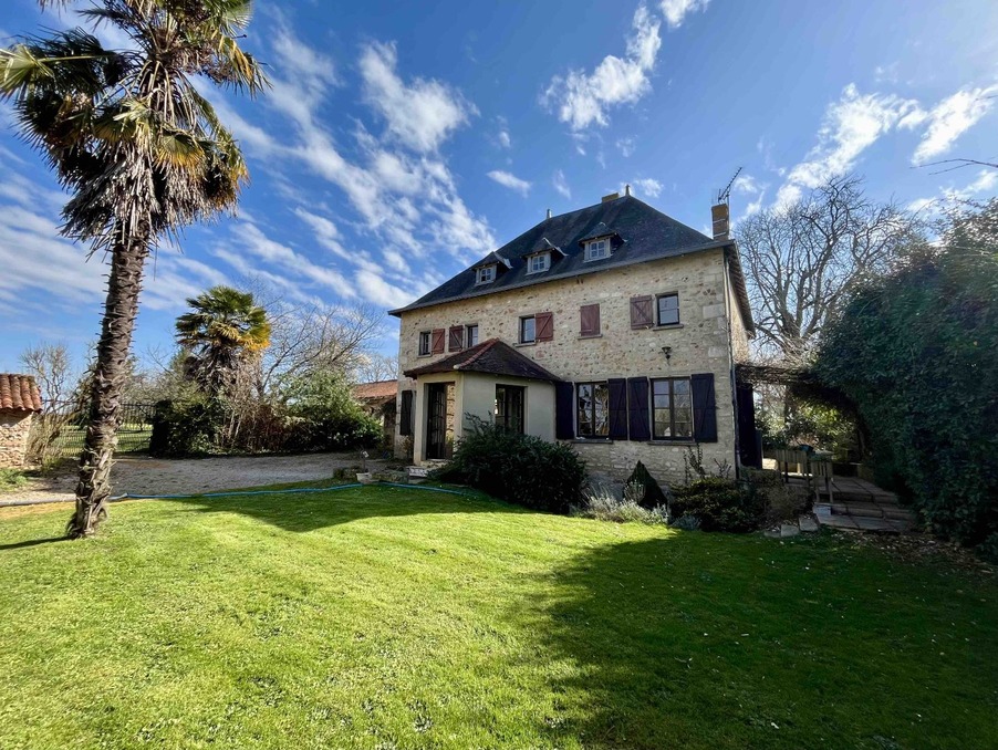 Vente Maison LE VIGEANT  275 000 €