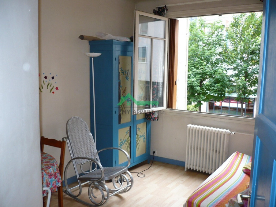 Location Appartement PARIS 11EME ARRONDISSEMENT  590 €