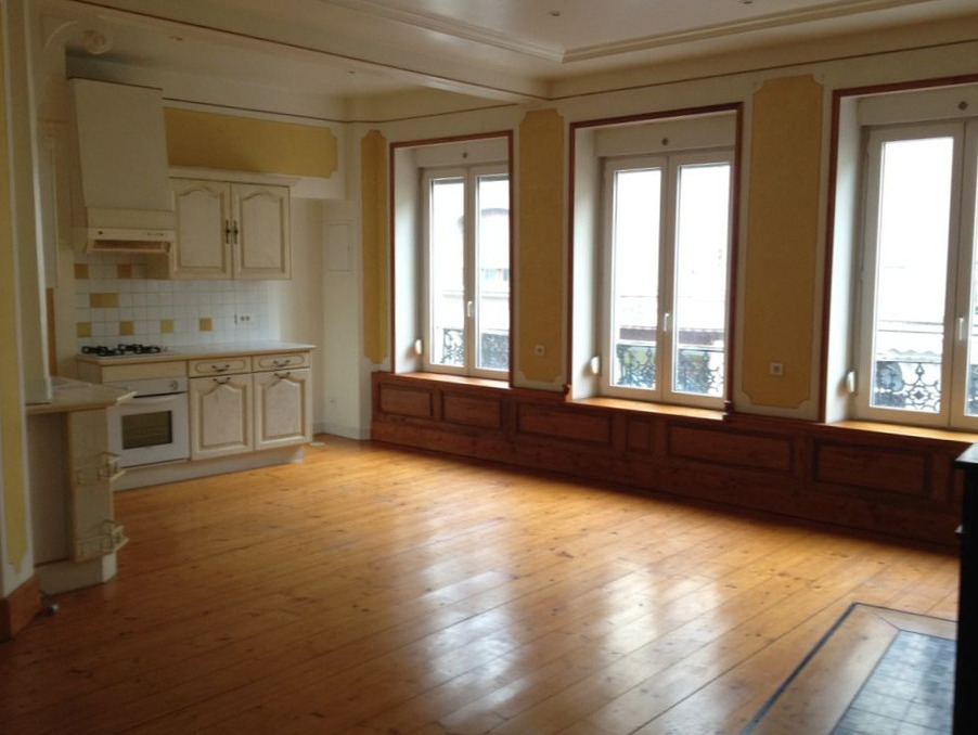 Location Appartement Mirecourt  490 €