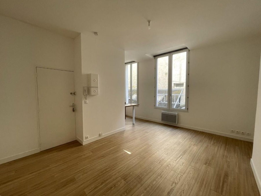 Location Appartement Angers  670 €
