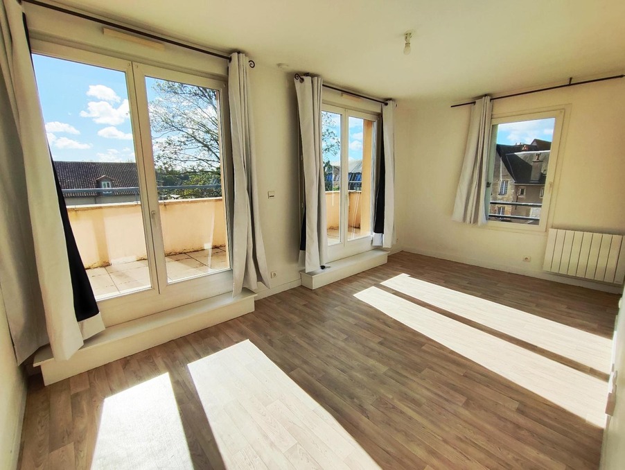 Location Appartement POITIERS  580 €