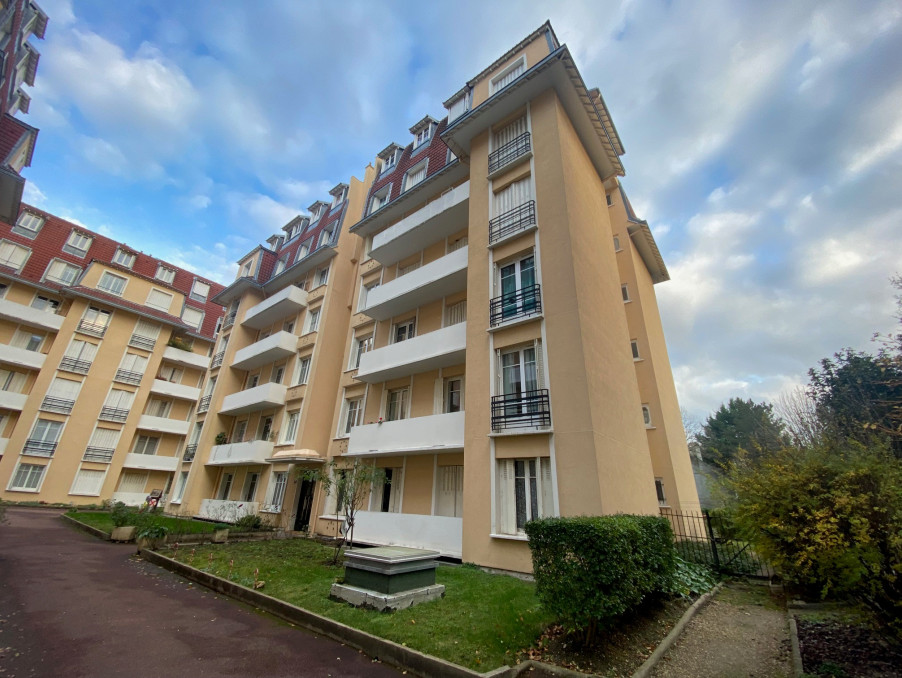 Location Appartement MONTMORENCY 1 235 €