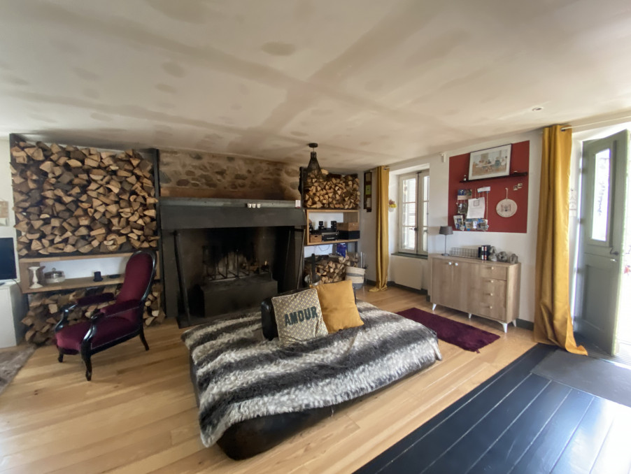 Vente Maison CHANTERELLE  220 000 €