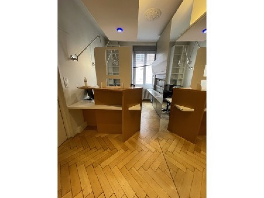 Vente Local MULHOUSE  102 000 €