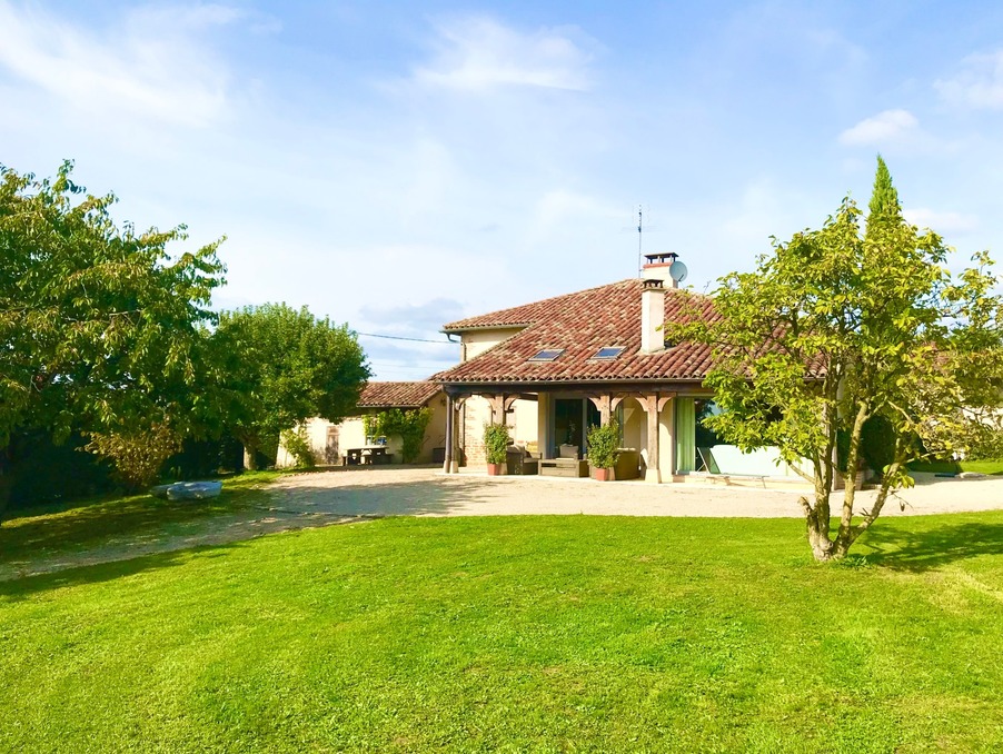 Vente Maison Mâcon  475 000 €