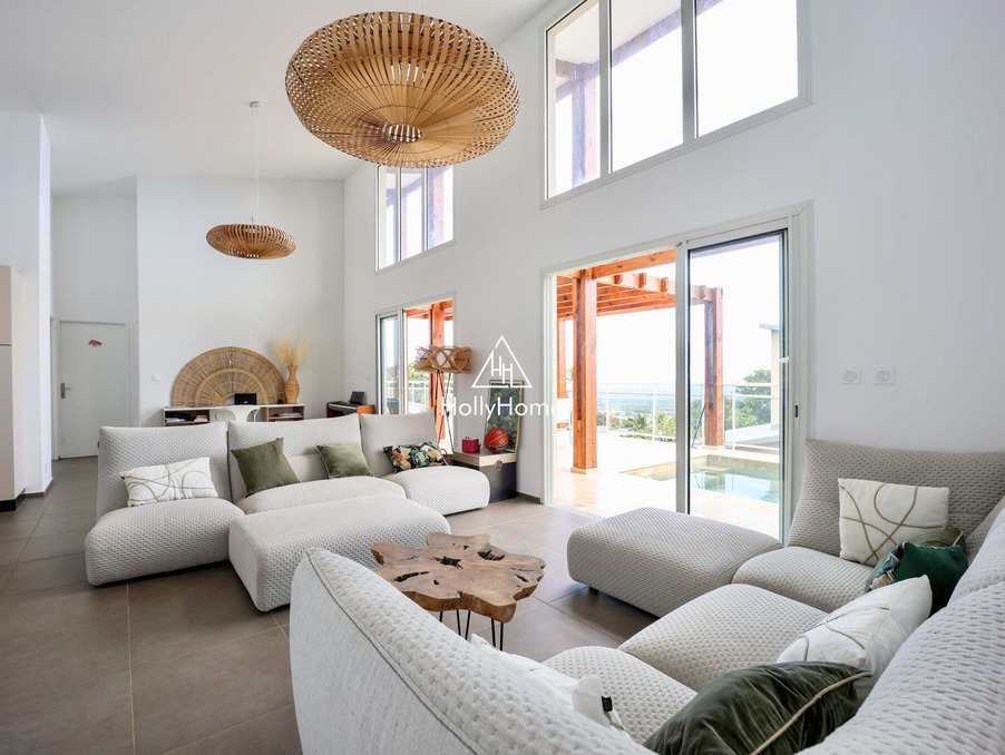 Vente Maison Étang-Salé  600 000 €