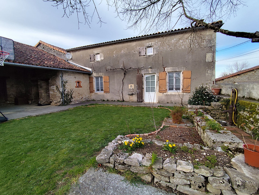 Vente Maison Saint-Laurent-de-Céris  207 000 €