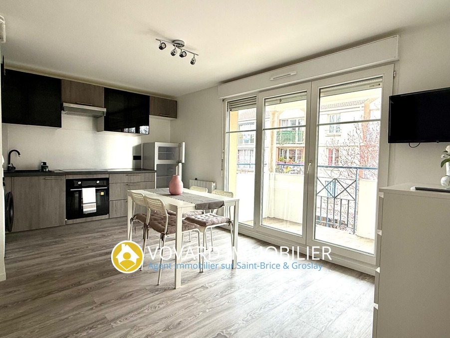 Location Appartement Saint-Brice-sous-Forêt  890 €