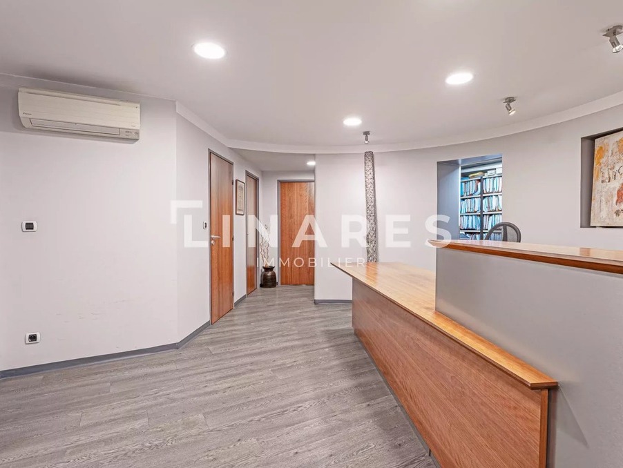 Vente Local Marseille 6e Arrondissement  395 000 €