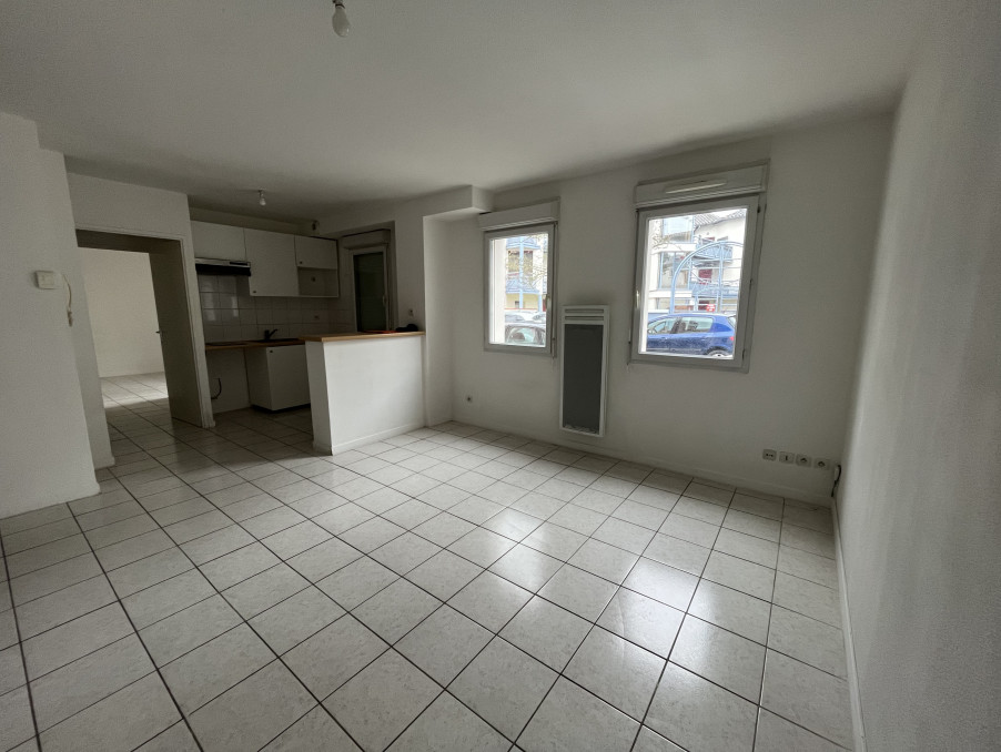 Location Appartement MONTAUBAN  555 €