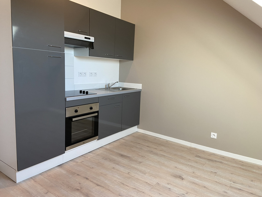 Location Appartement Vierzon  380 €