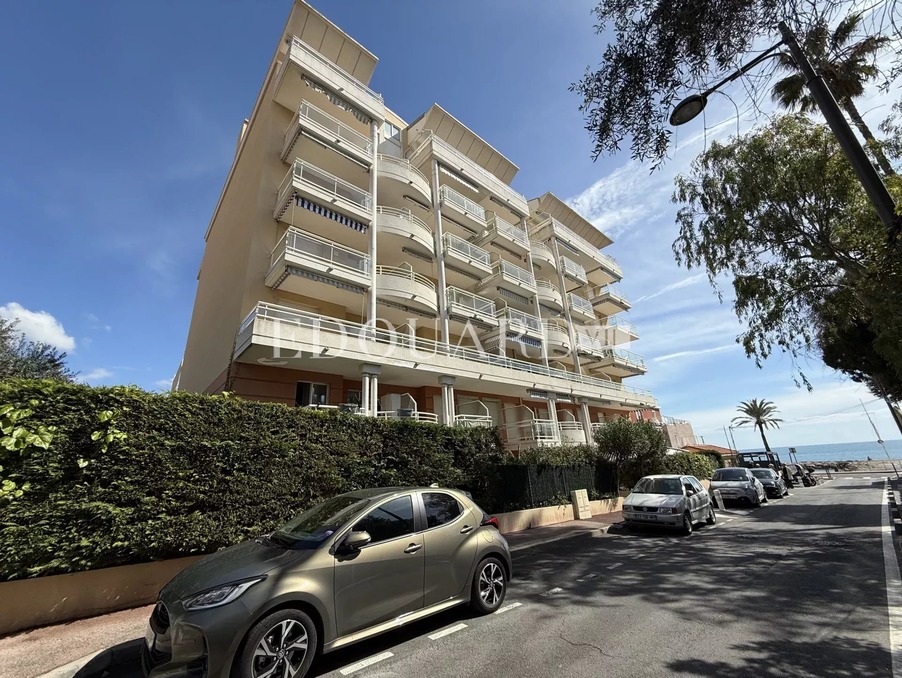 Vente Appartement Roquebrune-Cap-Martin  268 000 €