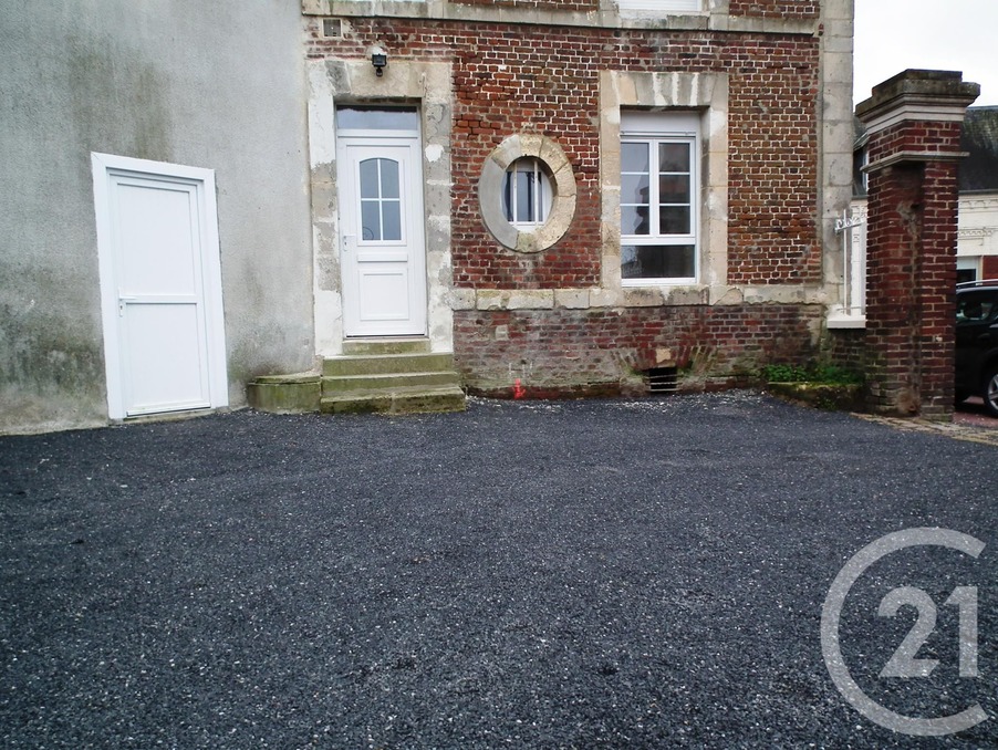Location Appartement Crisolles  300 €