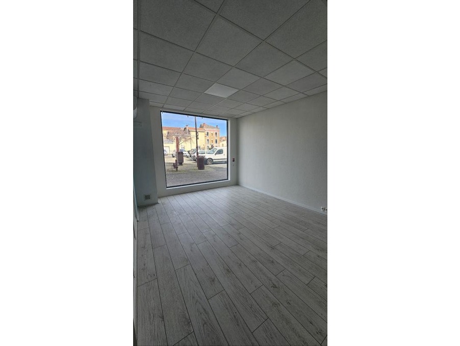 Location Professionnel Aulnat  770 €