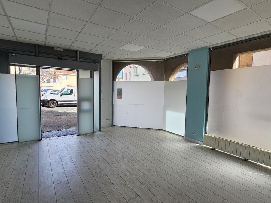 Location Professionnel Aulnat  665 €