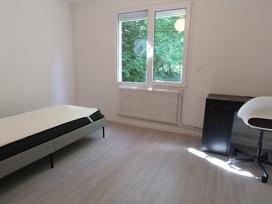 Location Appartement Orsay  495 €