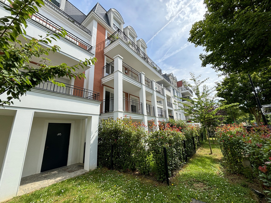 Vente Appartement Le Plessis-Trévise  299 000 €