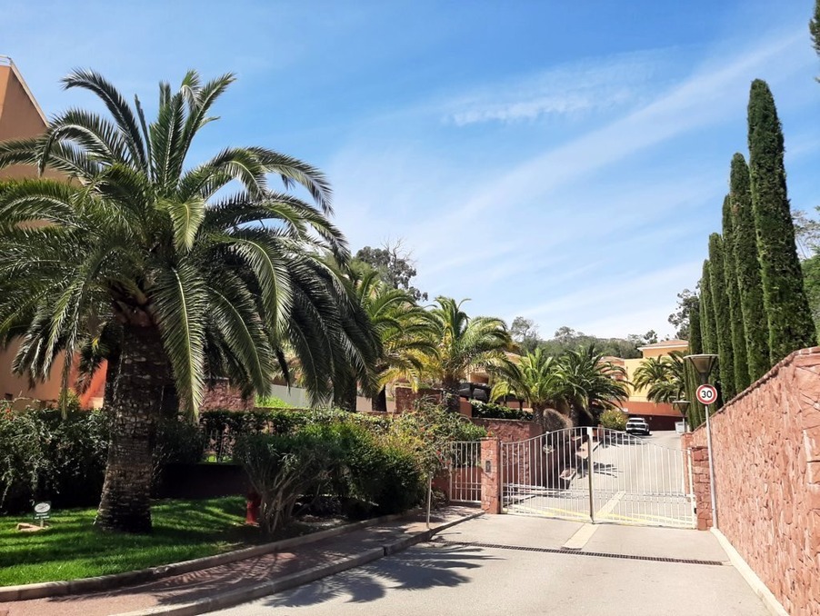 Vente Appartement THEOULE SUR MER  299 000 €