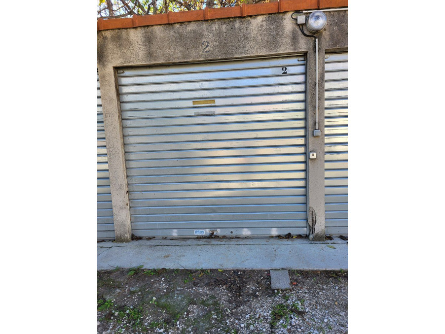 Location Parking Marseille  105 €