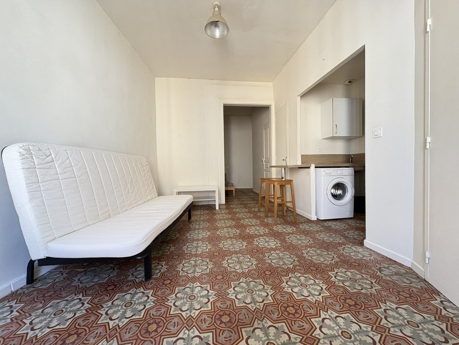 Location Appartement PEZENAS  430 €