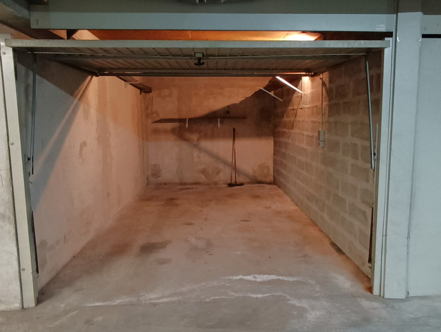 Location Parking Marseille  148 €