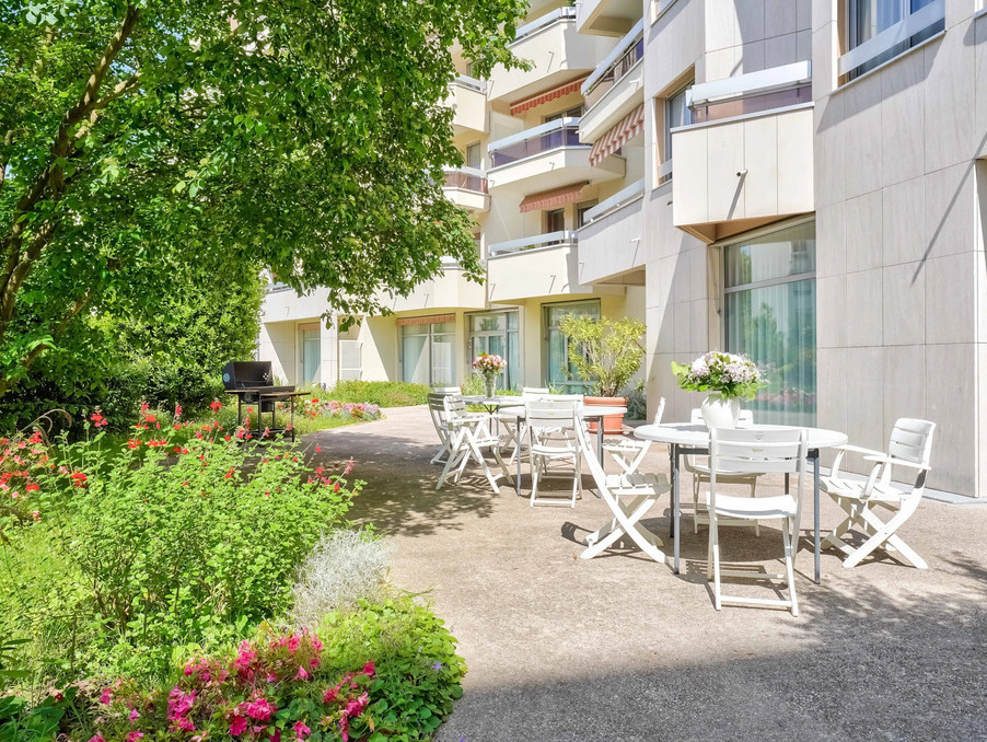 Vente Appartement COURBEVOIE  463 796 €