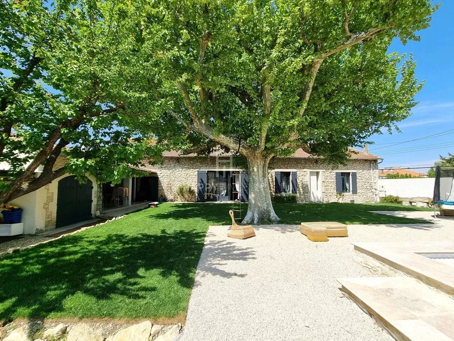Vente Propriete Saint-Rémy-de-Provence 1 190 000 €
