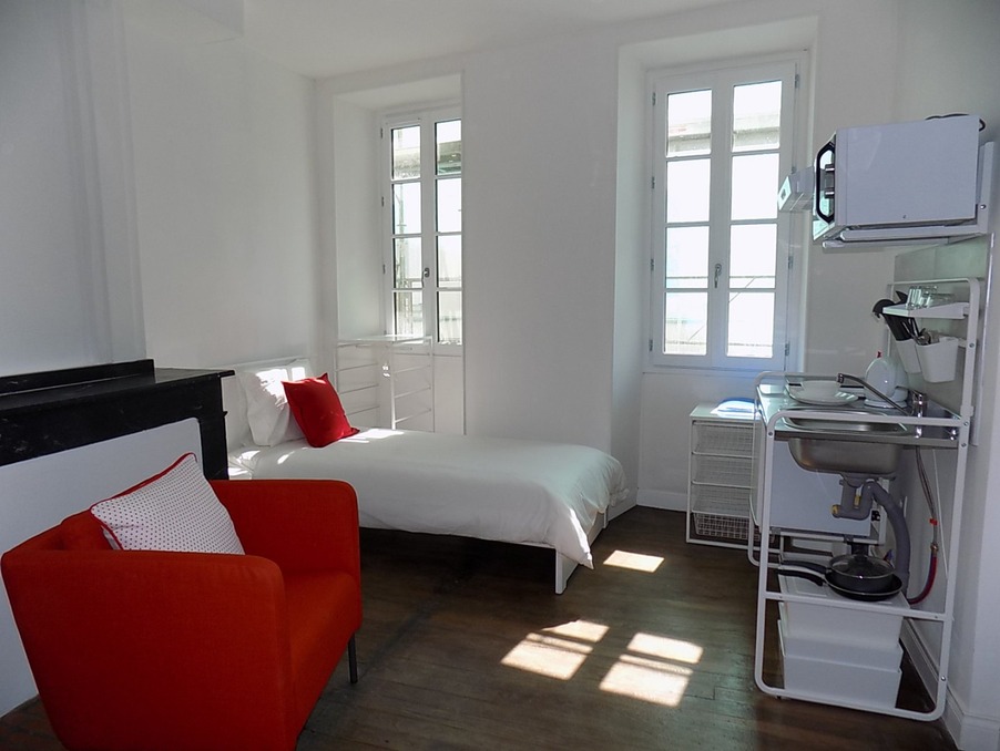 Location Appartement FOIX  335 €