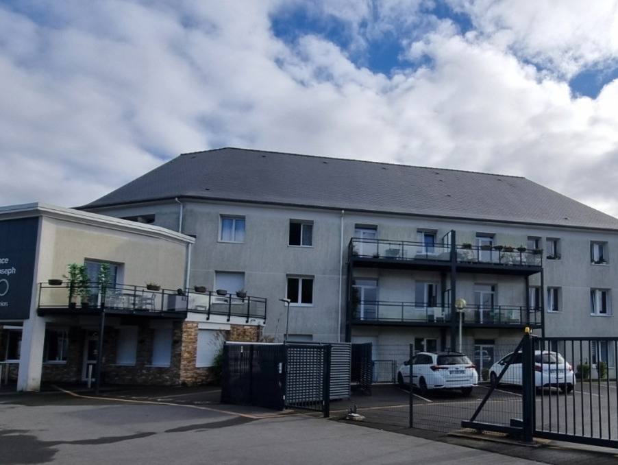 Location Appartement Fougeres  500 €