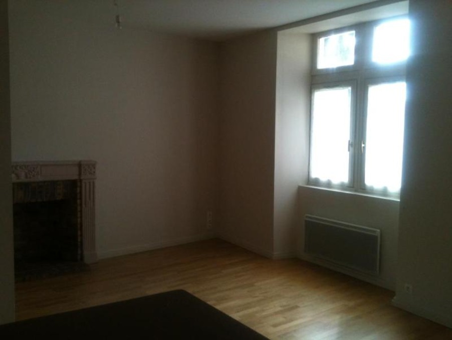 Location Appartement POITIERS  846 €