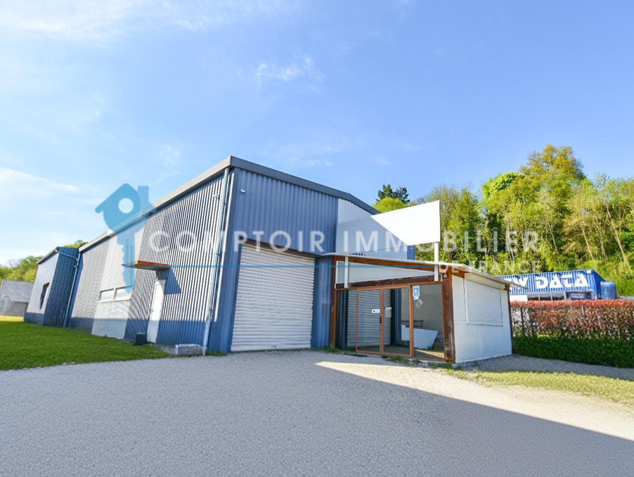 Vente Local Le Pont-de-Beauvoisin  299 000 €