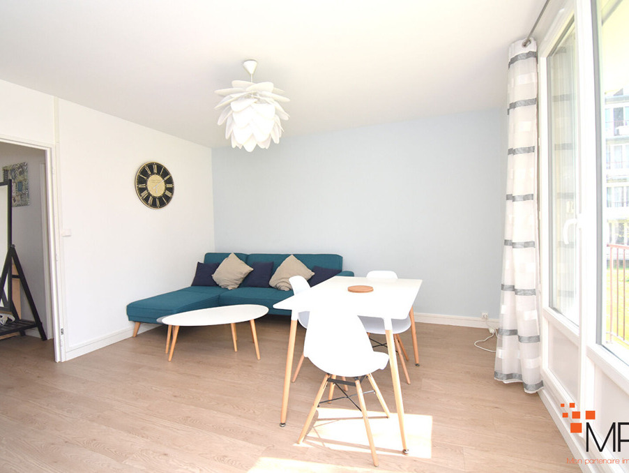 Location Appartement Rennes  382 €