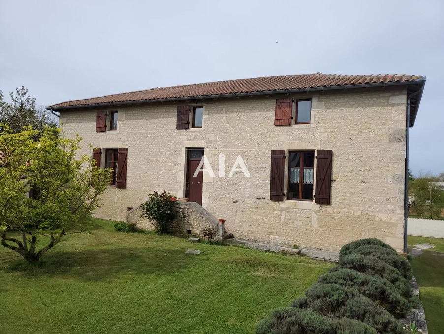Vente Maison Ruffec  222 000 €