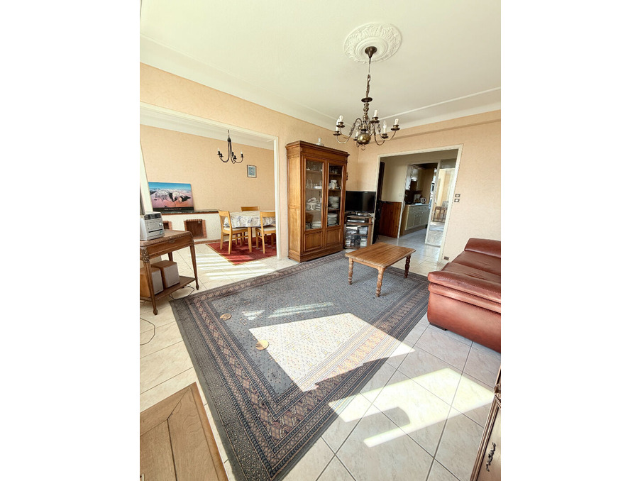 Vente Appartement Villeurbanne  210 000 €