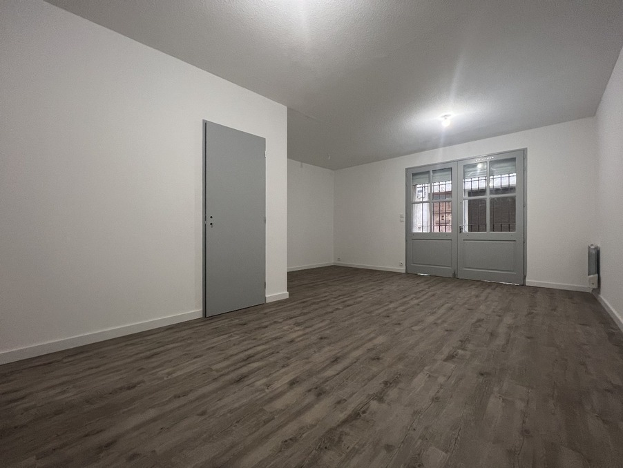 Location Appartement PEZENAS  420 €