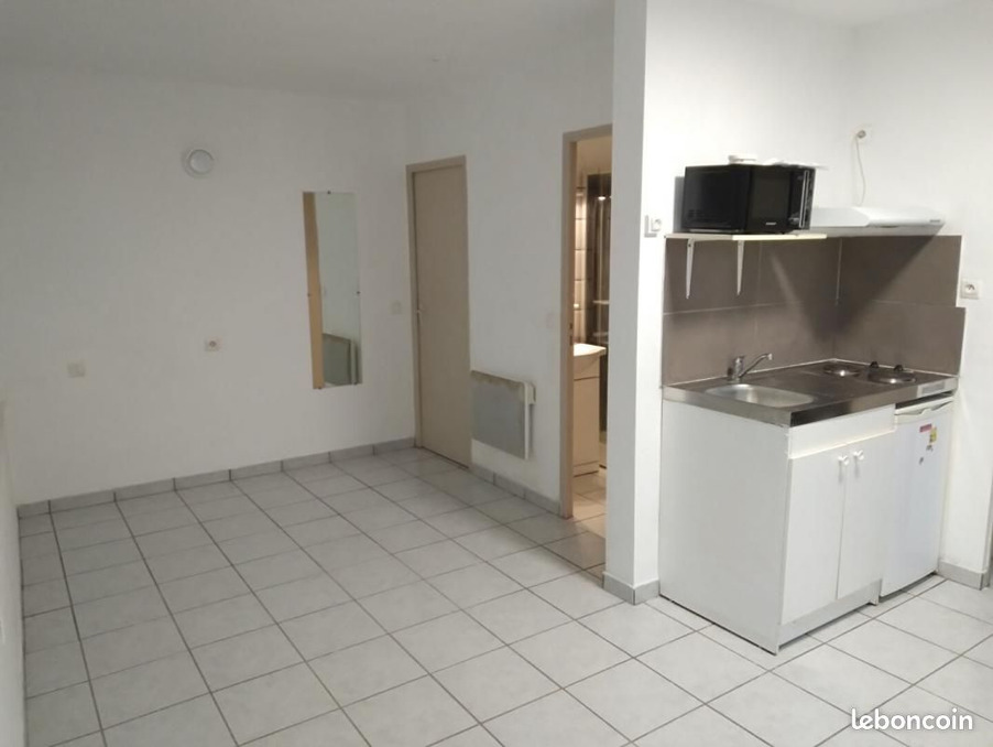 Location Appartement Pau  410 €