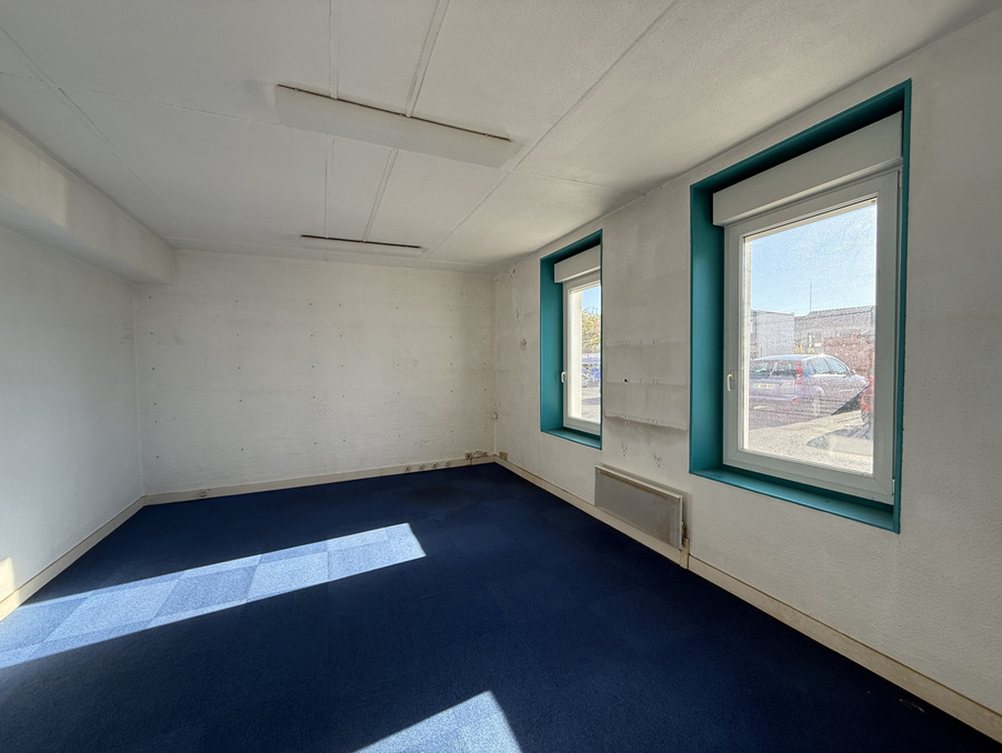 Location Local Saintes  500 €