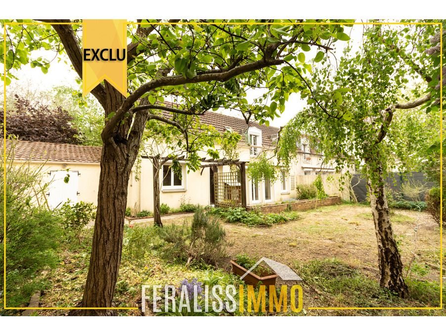 Vente Maison Éragny  439 900 €