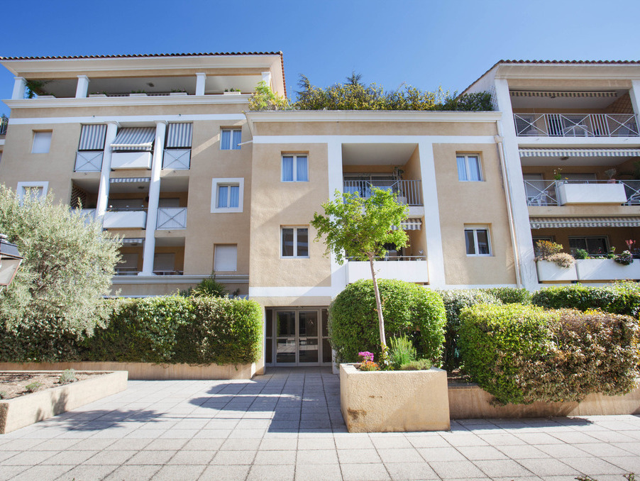 Vente Appartement Aix-en-Provence  271 000 €
