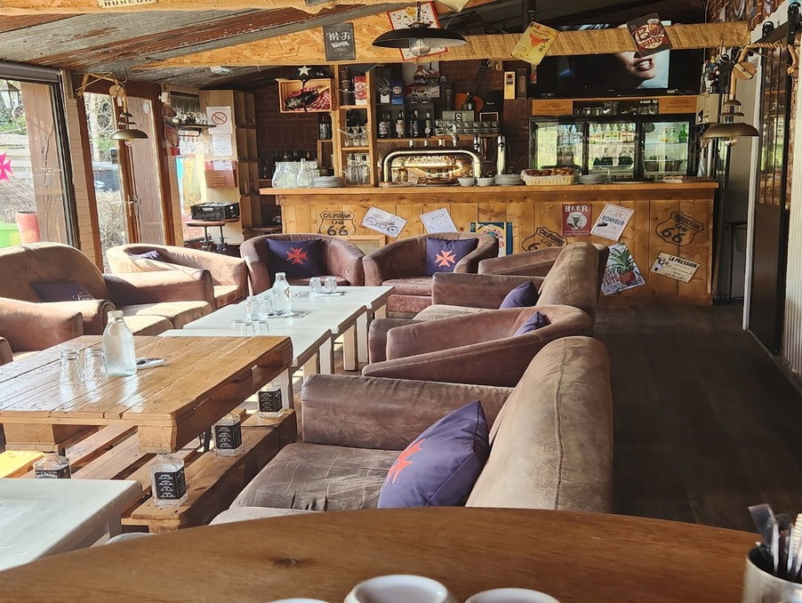 Vente Local ROUXMESNIL BOUTEILLES  315 000 €