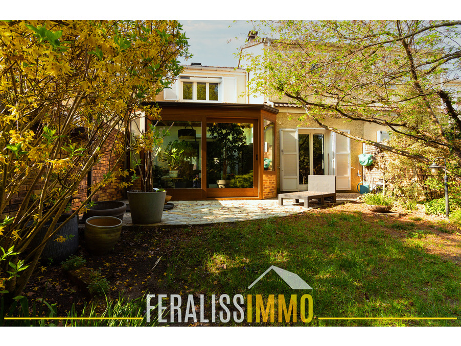 Vente Maison Éragny  377 800 €